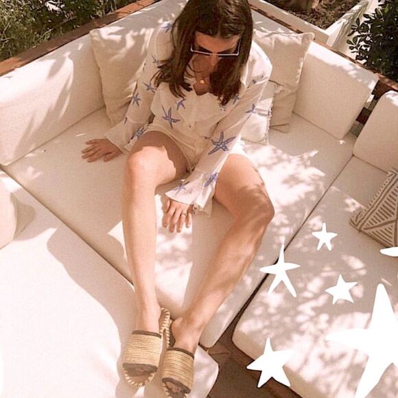 RIXO Tops - Rixo London Starfish Jane Ruffle-trimmed printed silk-crepe blouse Size Small